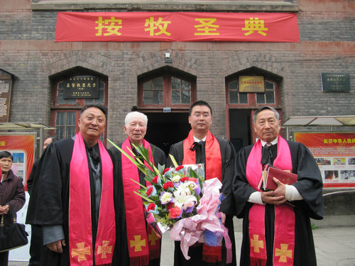 按此在新窗口浏览图片