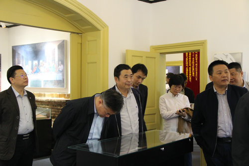 按此在新窗口浏览图片